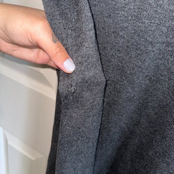 Women's Sleeveless Draped Open Front Cardigan Vest - Picture 13 of 14